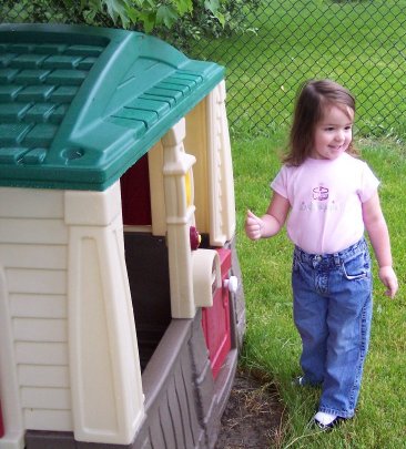 "I'm 3 years old today!" (May 25, 2007)