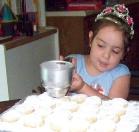 I'm making kourambiethes.