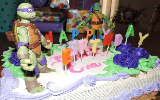 A Ninja Turtle cake!